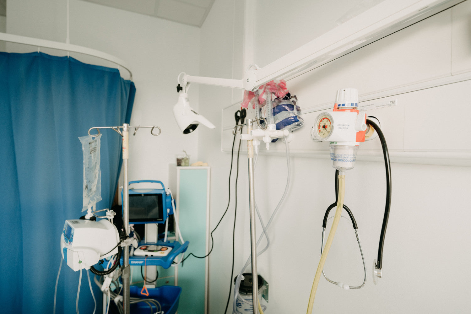 Is IV Hydration Therapy Safe? Side Effects & Risks of Vitamin Drips
